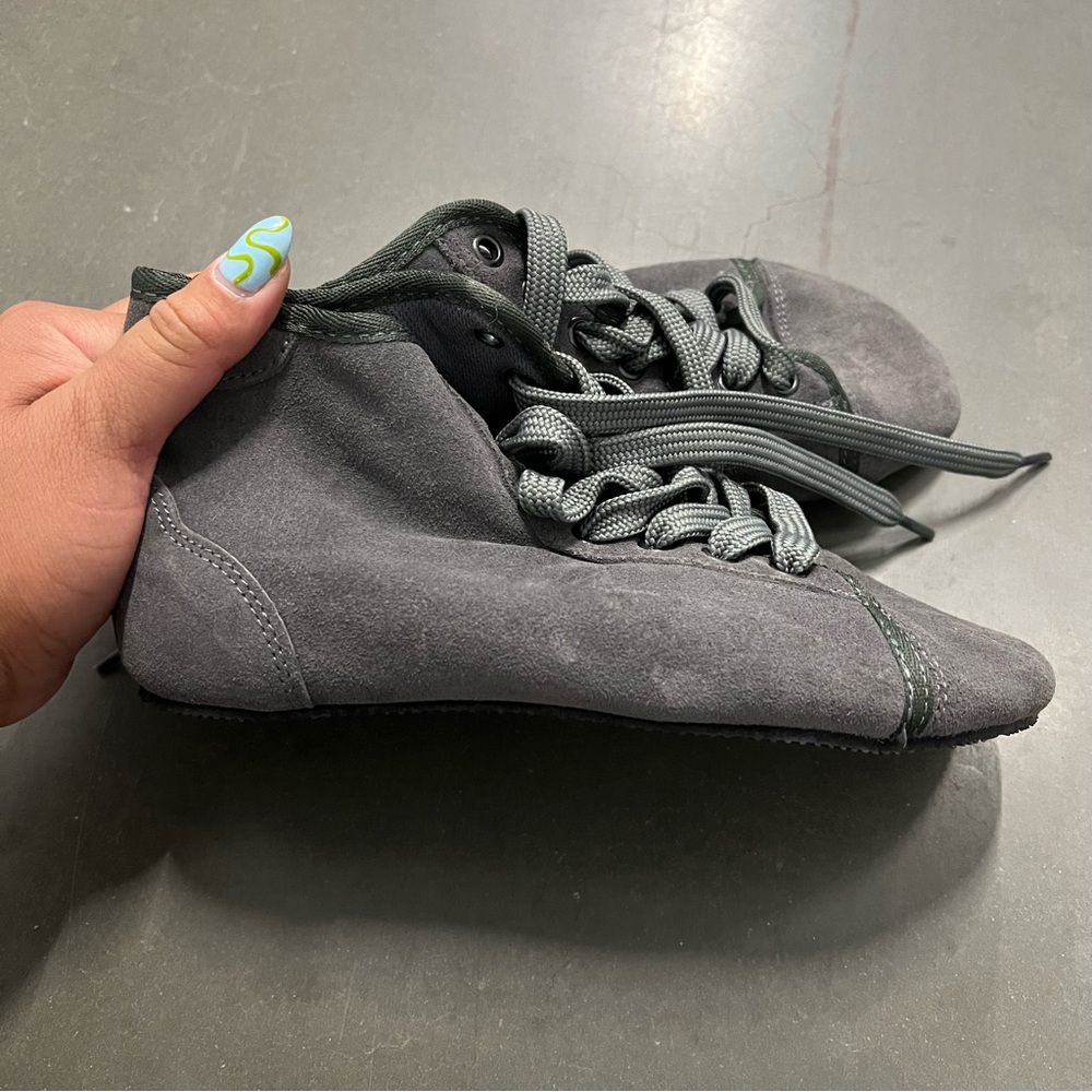 Bearfoot High tops